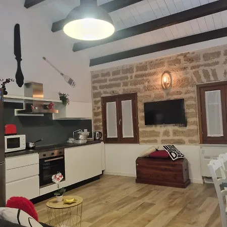 Apartment Nest Nel Cuore Del Centro Storico Di Alghero