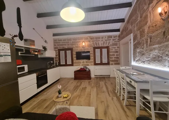 Nest Nel Cuore Del Centro Storico Di アパート