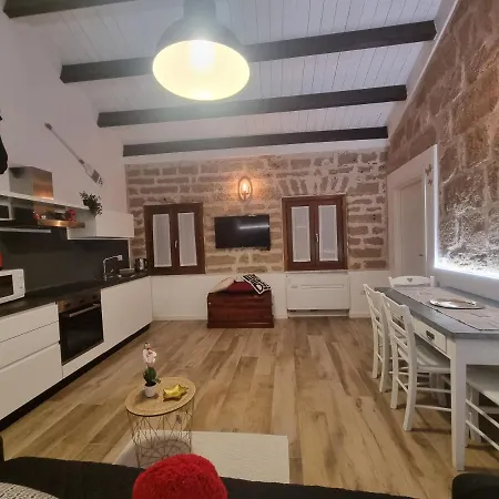 Nest Nel Cuore Del Centro Storico Di Apartman